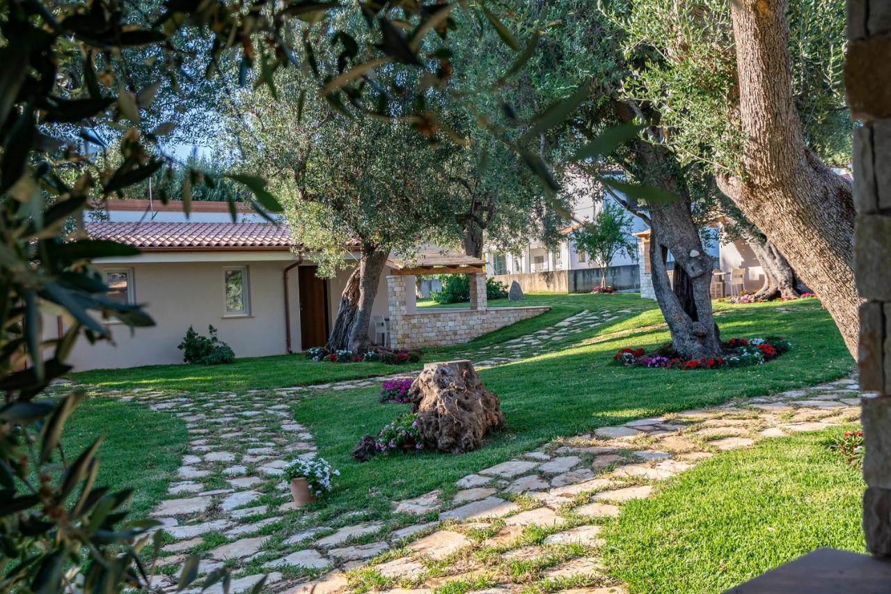 Il Mirto Residence Marina di Camerota Luaran gambar