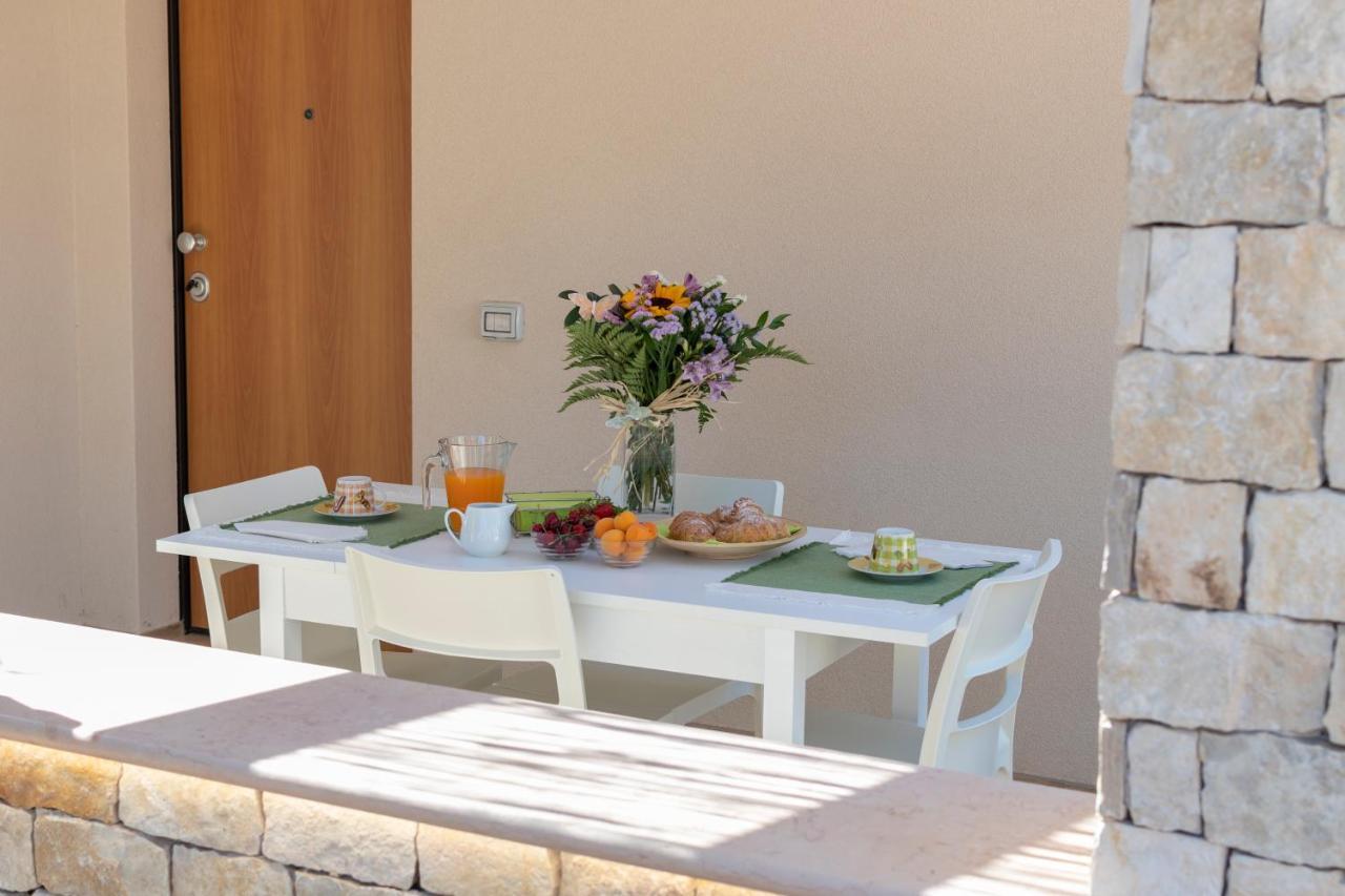 Il Mirto Residence Marina di Camerota Luaran gambar